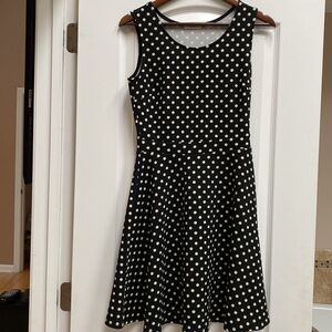 Gilli Haven textured polka dot dress, size Small